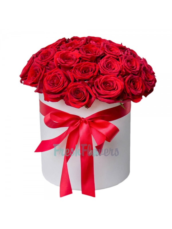 Квіти в коробці "Кохаю"